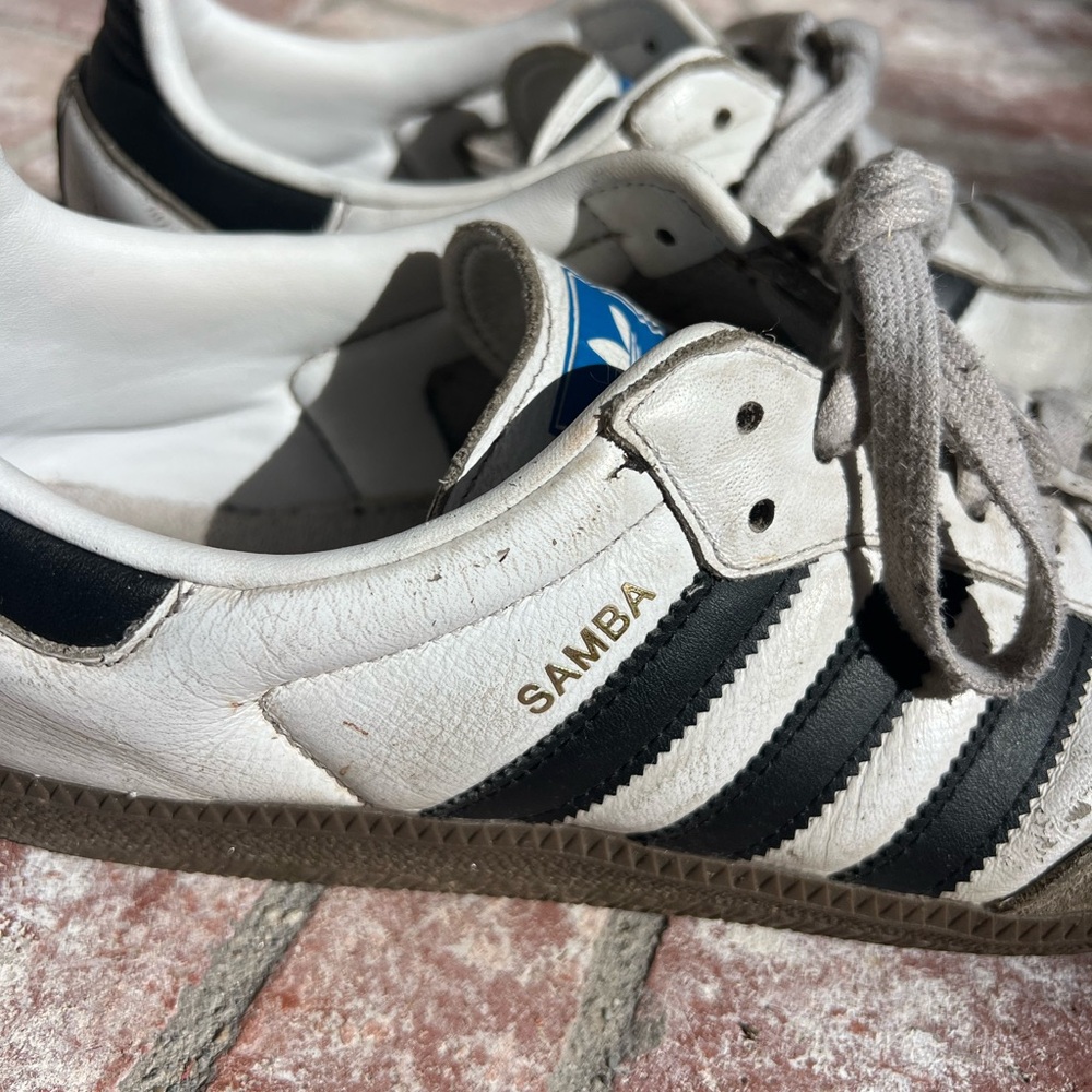 2 pairs! Adidas Samba & Addidas superstars - Picture 6 of 12